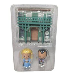 Loot Crate Exclusive Westworld Dolores and Arnold Figures